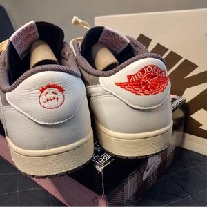 Travis scott reverse mochas